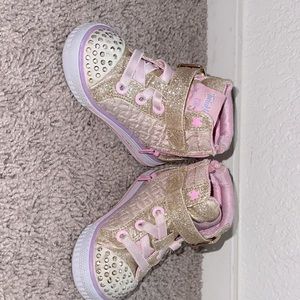 Toddler Pink & Gold Skechers size ( 5)